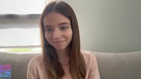 Lisa online show from August 12, 12:07 pm