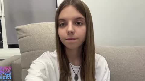 Lisa online show from August 14, 5:38 pm