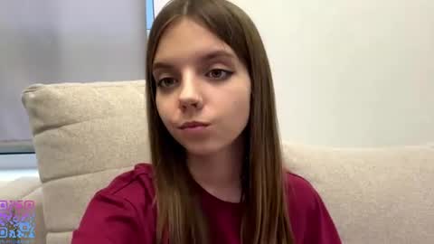 Lisa online show from August 15, 4:44 pm