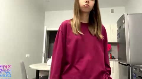 Lisa online show from August 15, 5:50 pm