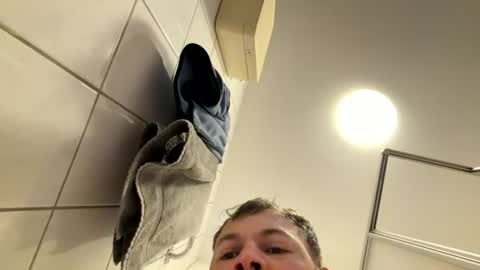 armyskater32 online show from July 22, 7:33 am