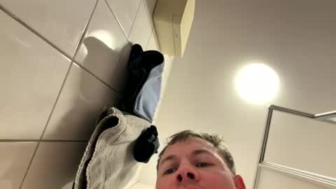 armyskater32 online show from July 25, 9:02 am
