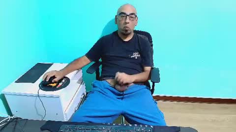 arnelux72 online show from July 13, 5:25 am