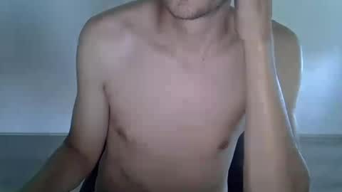 arnoanro online show from July 2, 4:19 pm