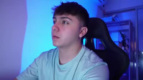 aron__cooper online show from August 10, 1:18 am