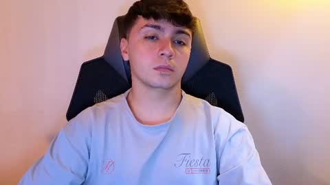aron__cooper online show from August 15, 7:45 am
