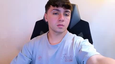 aron__cooper online show from August 15, 9:57 am
