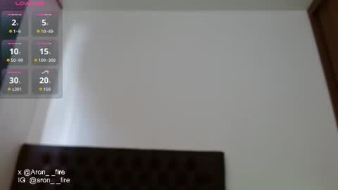 aron__fire online show from August 8, 6:52 pm
