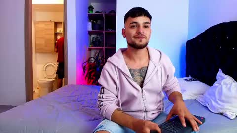 DIMITRI online show from July 19, 2:24 am