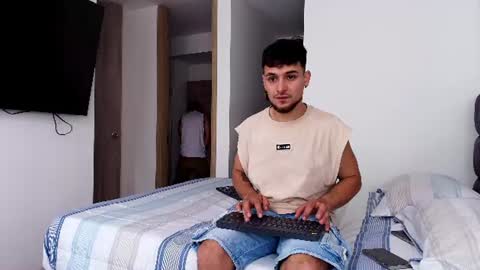 DIMITRI online show from August 9, 8:10 pm