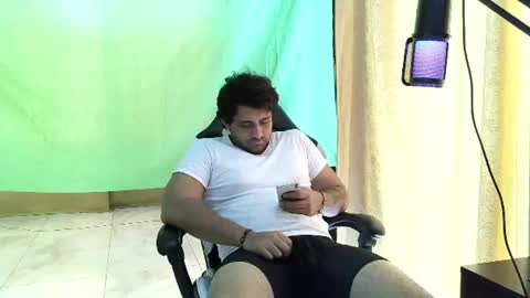 aronmiller online show from July 20, 2:31 pm