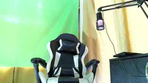 aronmiller online show from July 21, 3:14 pm