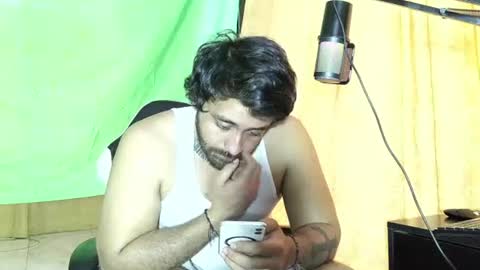 aronmiller online show from August 5, 5:44 pm