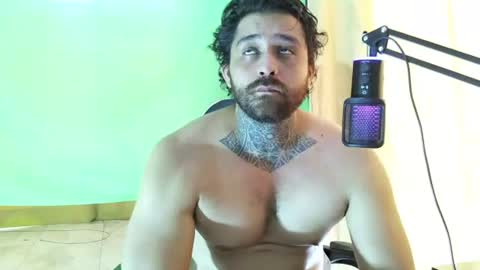 aronmiller online show from August 9, 7:04 pm