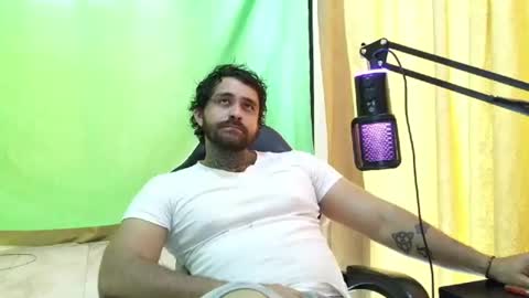 aronmiller online show from August 12, 8:00 pm