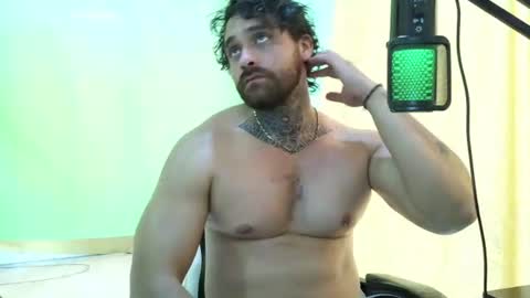 aronmiller online show from August 14, 6:00 pm