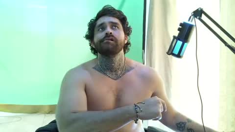 aronmiller online show from August 15, 5:17 pm