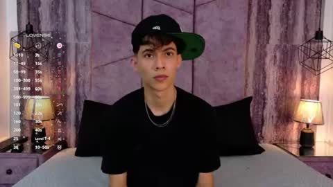 Arontawers online show from August 11, 7:27 pm