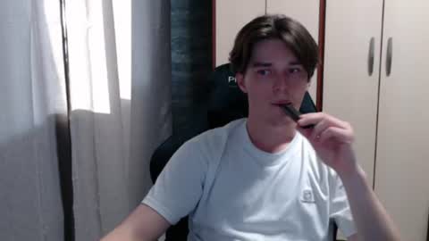 Arthur online show from August 5, 2:48 pm