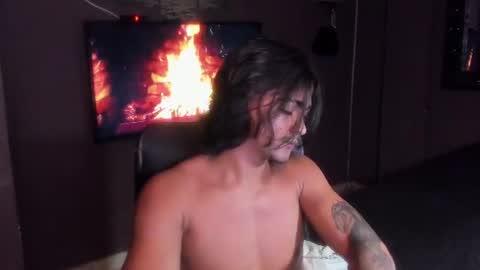 the king Arthur online show from August 7, 5:24 pm