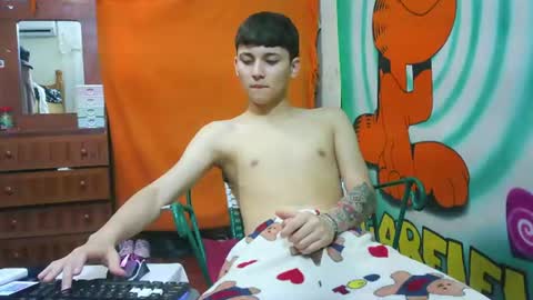      online show from August 1, 2:39 am