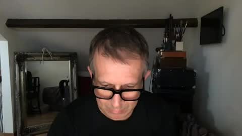 artisterotic online show from August 11, 6:21 pm