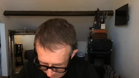 artisterotic online show from August 11, 7:27 pm