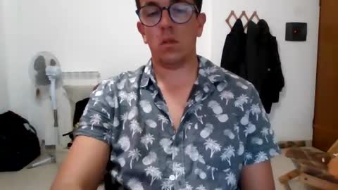 arturpaulval online show from June 12, 6:48 pm