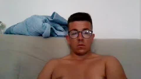 arturpaulval online show from June 29, 3:37 pm