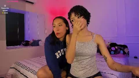 Ariana and Kelsieh online show from June 18, 12:32 am