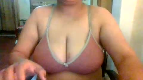 aryaastaark18 online show from July 22, 7:27 pm