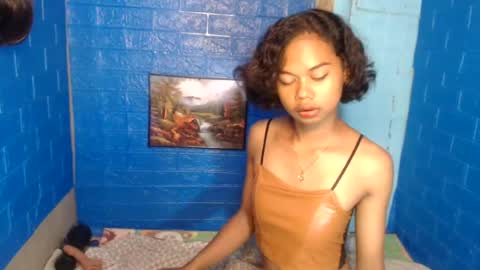 aryanaslut online show from August 5, 8:23 am