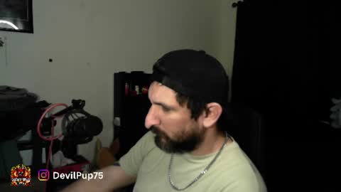devilPup75 online show from August 15, 6:06 am
