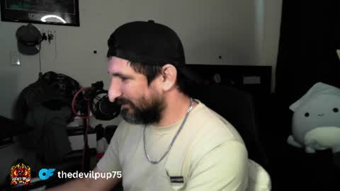 devilPup75 online show from August 15, 5:17 pm