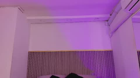 ash_valentine online show from August 10, 7:59 pm
