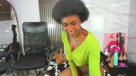 asha_zuri69 online show from August 14, 7:06 pm