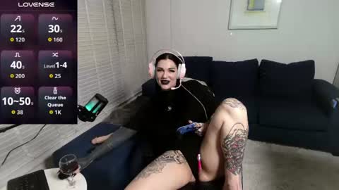 Ashley Faye online show from August 2, 4:14 pm