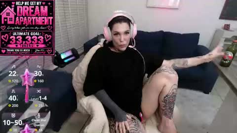 Ashley Faye online show from August 5, 5:55 pm