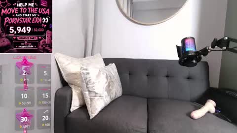 Ashley Faye online show from August 12, 2:36 am