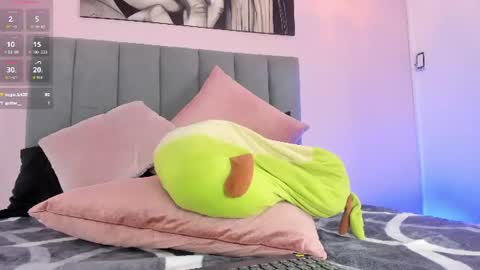 Ashely online show from August 7, 10:21 pm