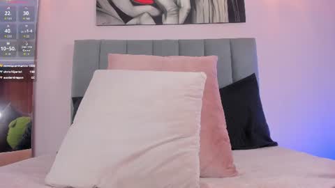 Ashely online show from August 14, 9:07 pm