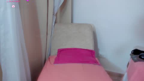 Dainii online show from August 6, 11:48 pm
