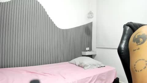 ashlan_king online show from August 3, 4:41 am