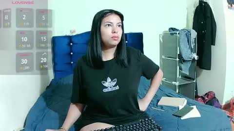 ashleey_palmer online show from August 9, 10:49 am