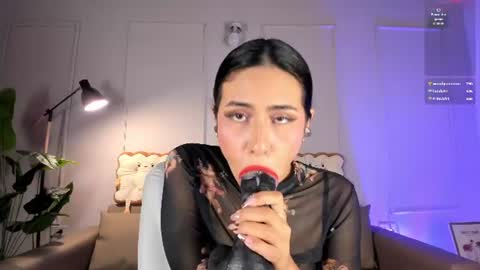   online show from August 3, 10:39 pm
