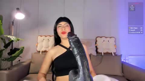   online show from August 15, 5:50 pm