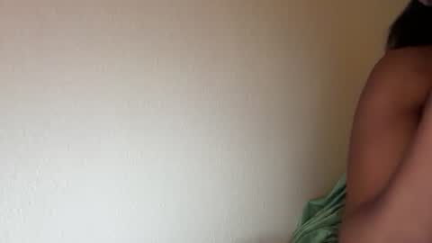 ashley865944 online show from April 4, 3:21 am