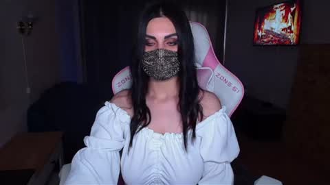   Yasmina   online show from August 3, 5:03 am
