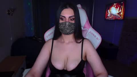   Yasmina   online show from August 4, 4:31 am