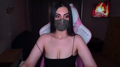   Yasmina   online show from August 5, 8:23 am